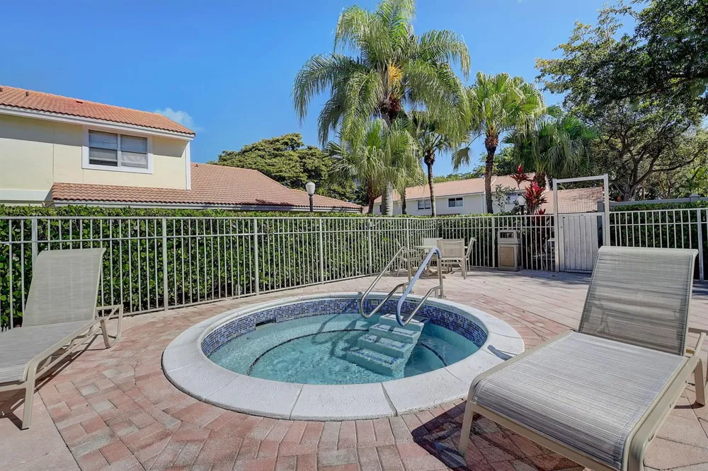 6388 Boca Circle Boca Raton, FL 33433