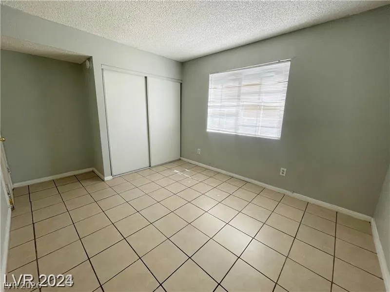 2707 Aarondavid Drive Las Vegas, NV 89121