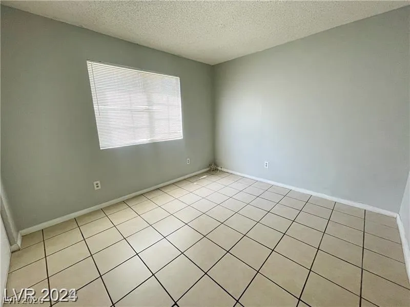2707 Aarondavid Drive Las Vegas, NV 89121