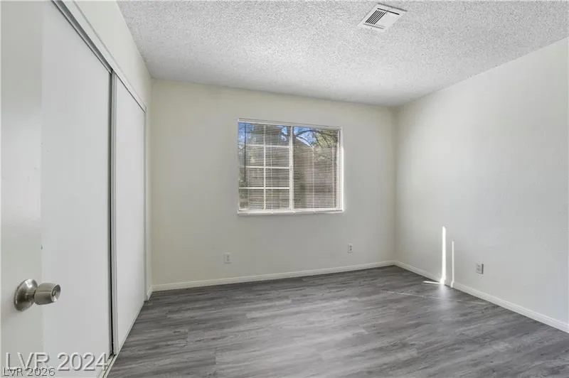 2707 Aarondavid Drive Las Vegas, NV 89121