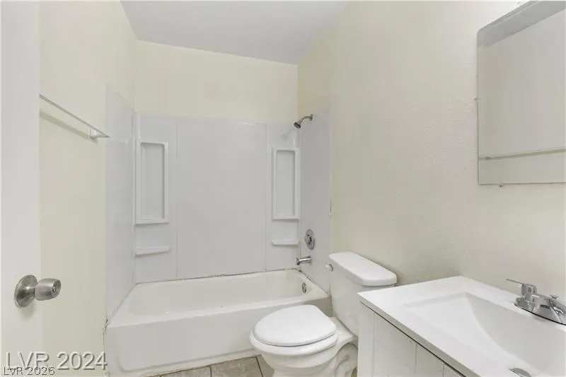2707 Aarondavid Drive Las Vegas, NV 89121