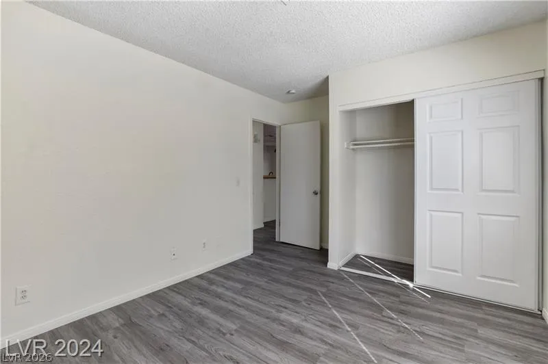 2707 Aarondavid Drive Las Vegas, NV 89121