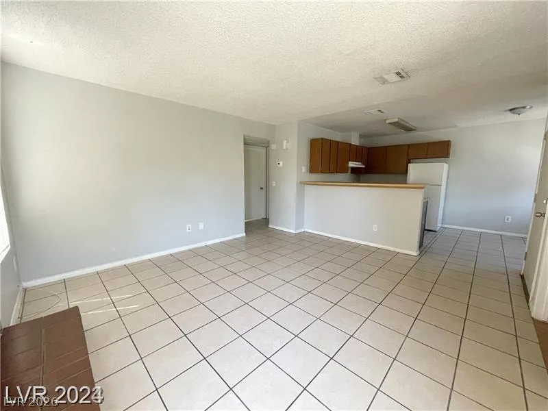 2707 Aarondavid Drive Las Vegas, NV 89121