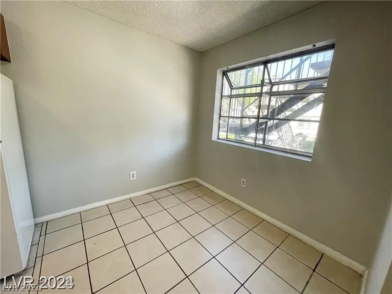 2707 Aarondavid Drive Las Vegas, NV 89121