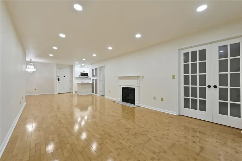 2201 Pine Heights Drive NE Atlanta, GA 30324