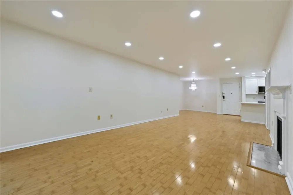 2201 Pine Heights Drive NE Atlanta, GA 30324