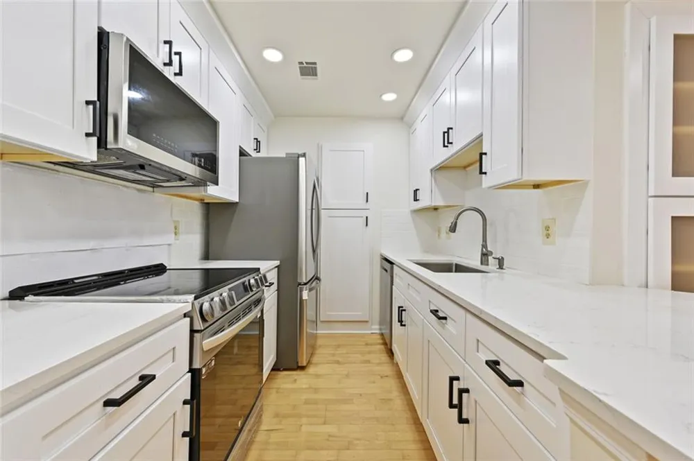 2201 Pine Heights Drive NE Atlanta, GA 30324