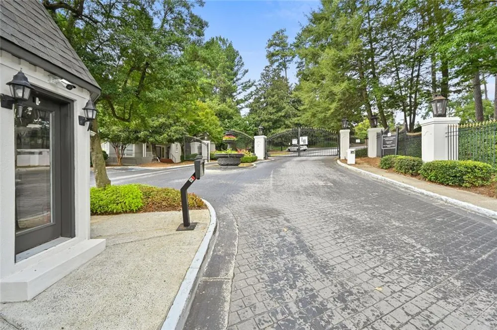 2201 Pine Heights Drive NE Atlanta, GA 30324