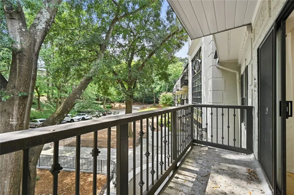 2201 Pine Heights Drive NE Atlanta, GA 30324