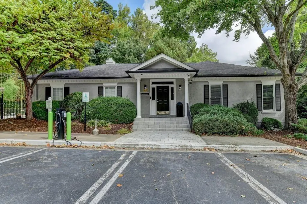 2201 Pine Heights Drive NE Atlanta, GA 30324