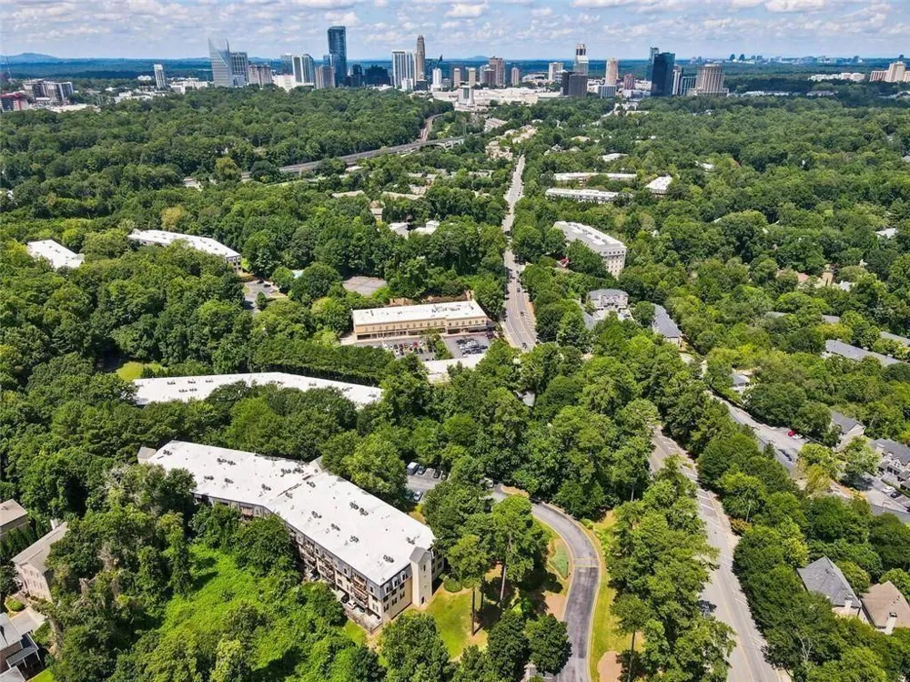 2201 Pine Heights Drive NE Atlanta, GA 30324