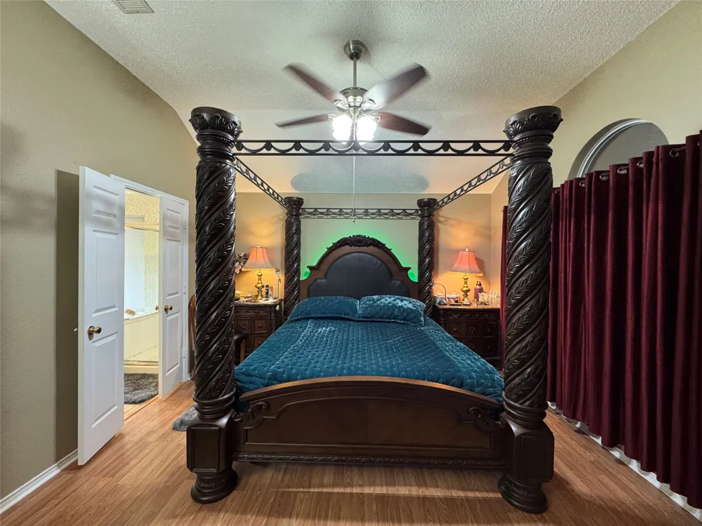 1236 Quaker Lane Lewisville, TX 75077