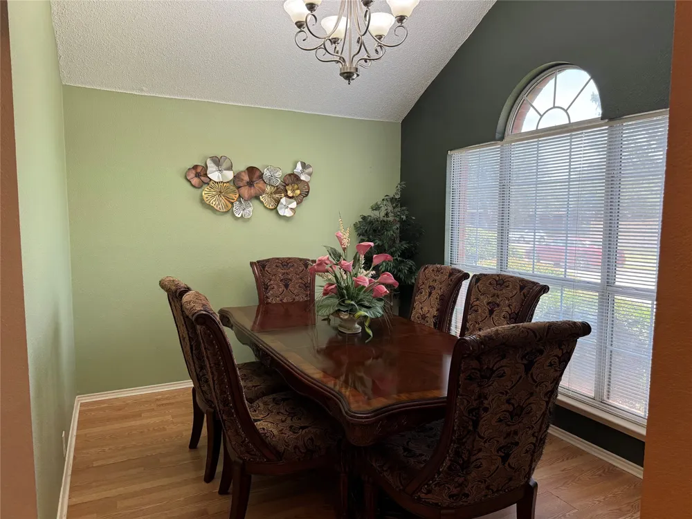1236 Quaker Lane Lewisville, TX 75077