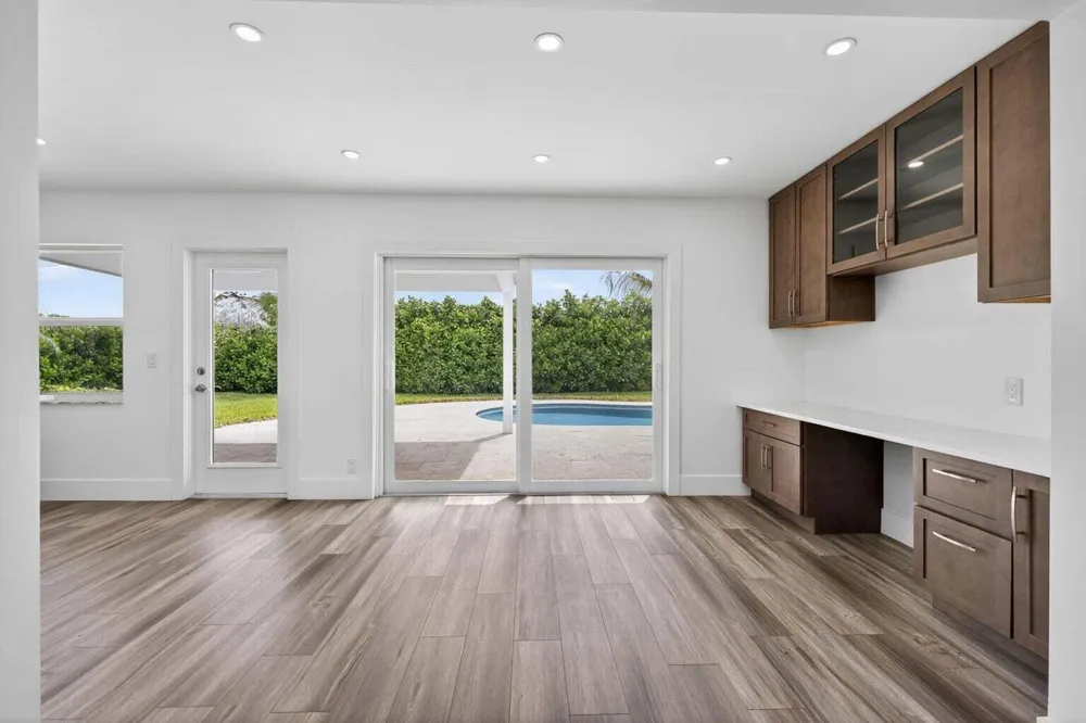 364 VENUS AVENUE Tequesta, FL 33469