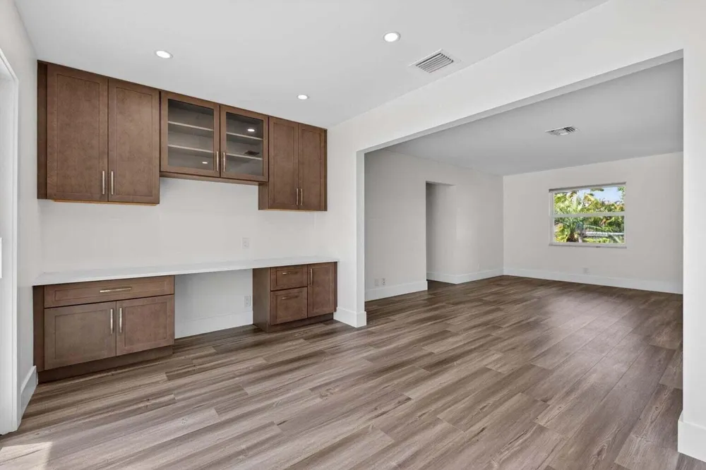 364 VENUS AVENUE Tequesta, FL 33469