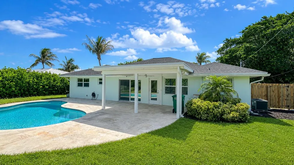 364 VENUS AVENUE Tequesta, FL 33469