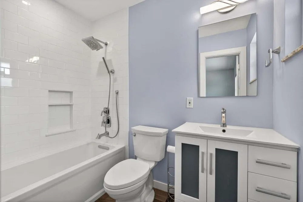 364 VENUS AVENUE Tequesta, FL 33469