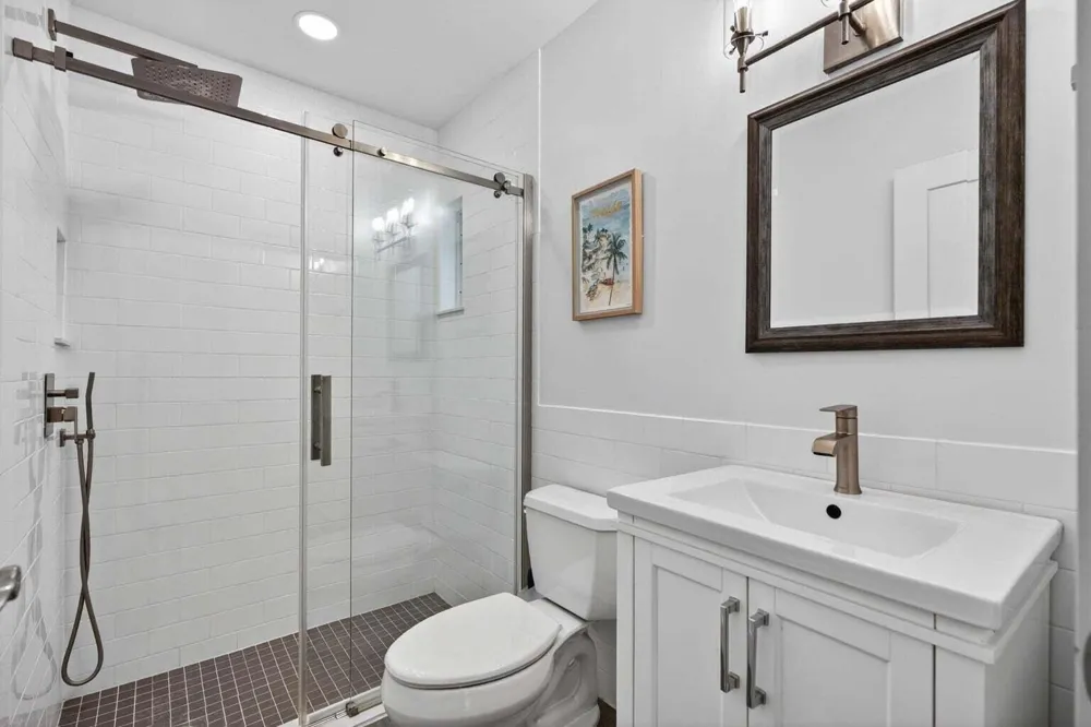 364 VENUS AVENUE Tequesta, FL 33469