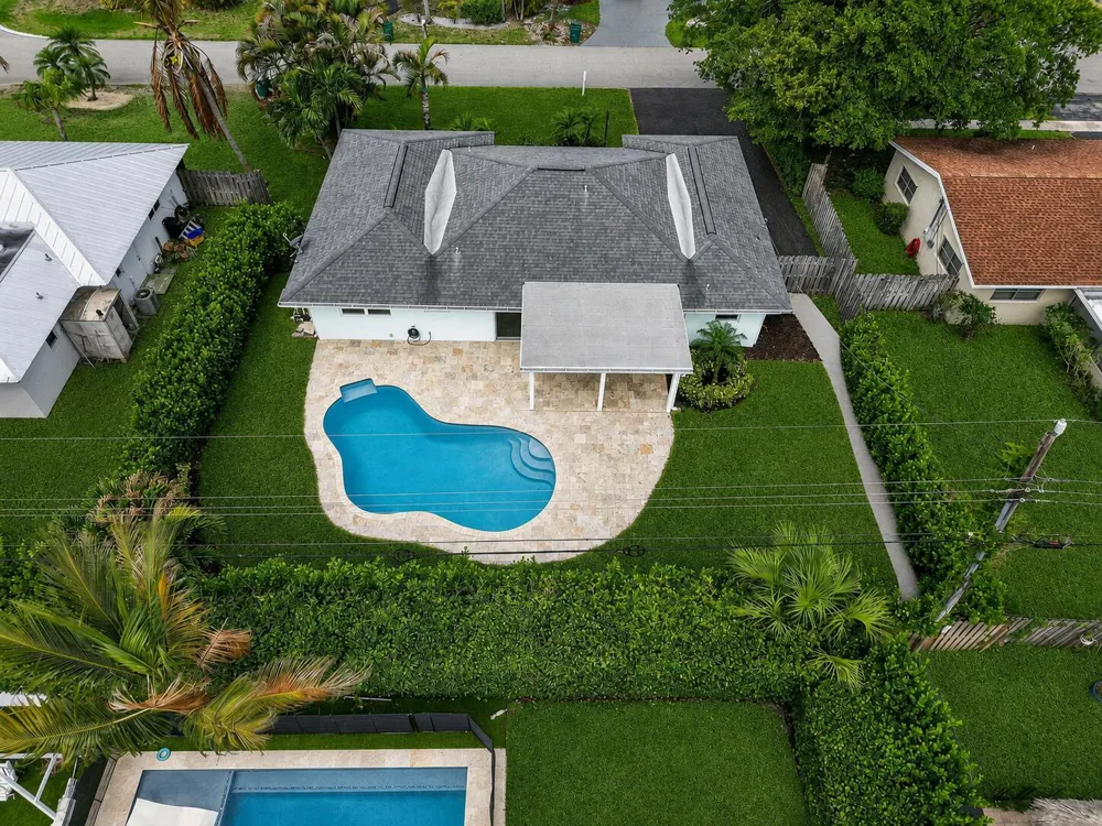 364 VENUS AVENUE Tequesta, FL 33469