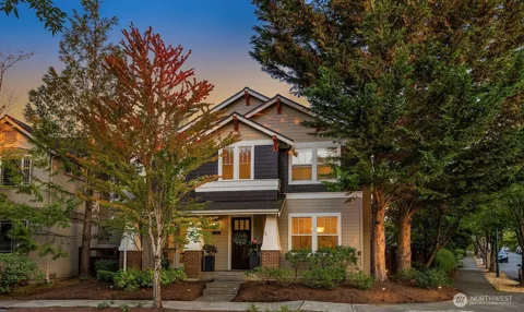 1117 NE Katsura Street