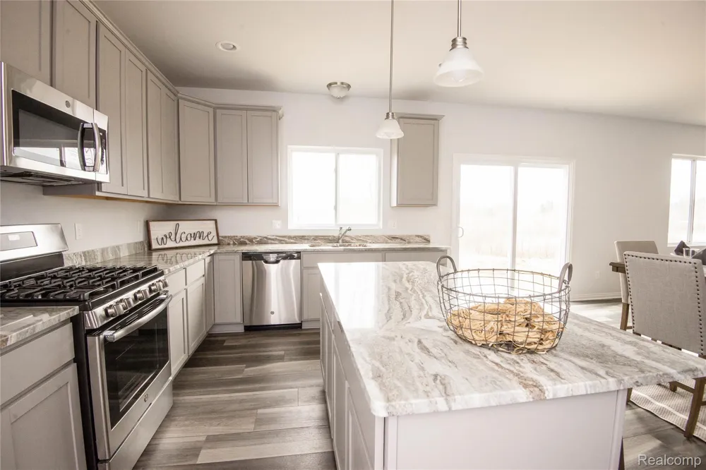 3 Oak Street Grand Blanc Charter Township, MI 48439