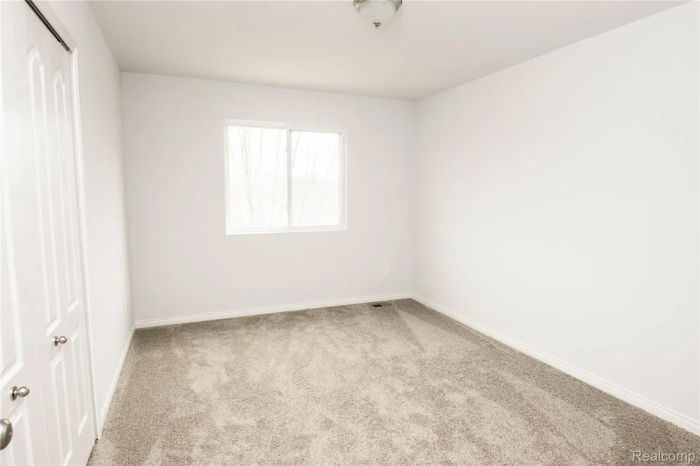 3 Oak Street Grand Blanc Charter Township, MI 48439