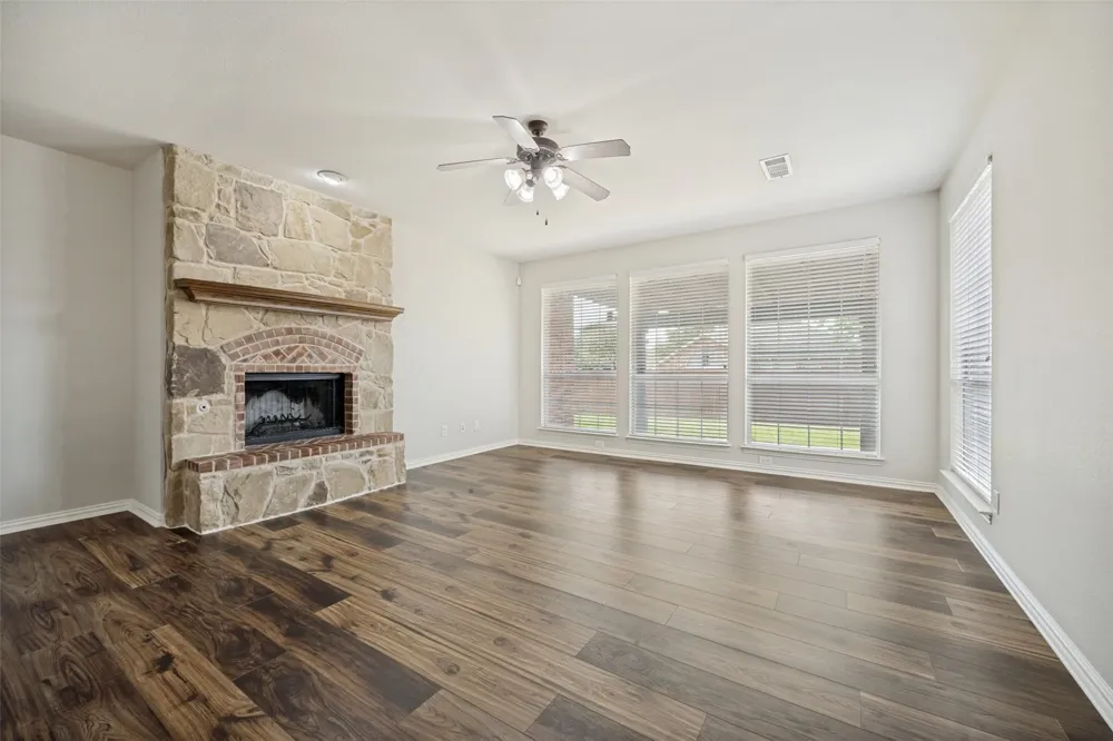 1148 Dayton Drive Lantana, TX 76226