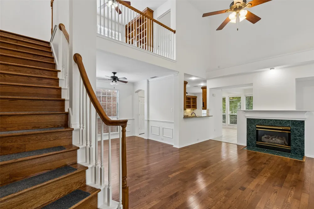 4904 Rockcreek Lane Plano, TX 75024