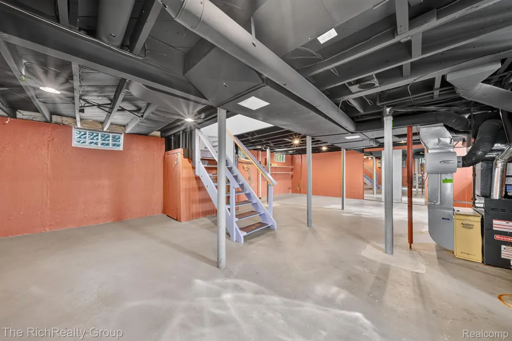 1355 Camden Street Ferndale City, MI 48220