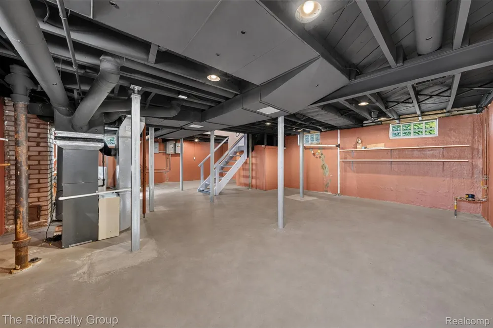 1355 Camden Street Ferndale City, MI 48220