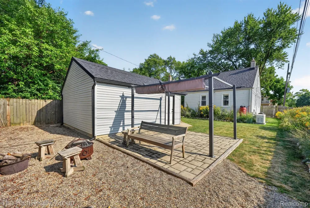 1355 Camden Street Ferndale City, MI 48220