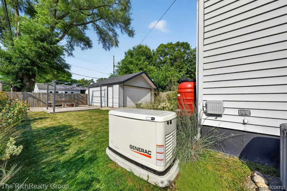 1355 Camden Street Ferndale City, MI 48220