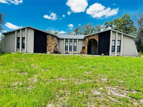 7590 CAESAR POINT