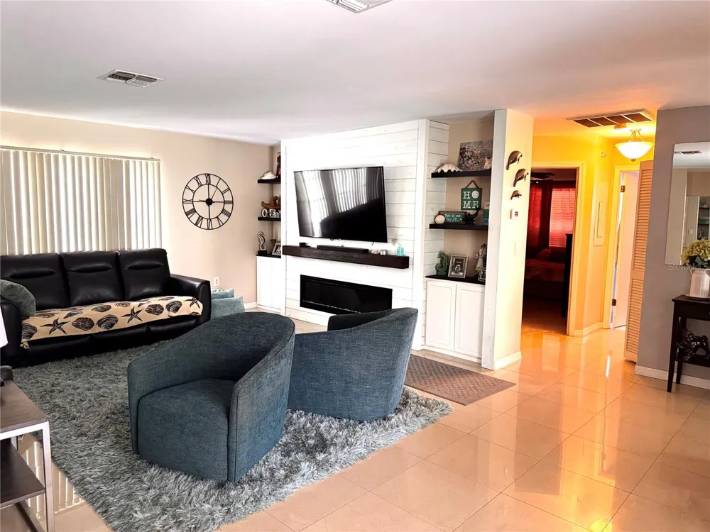 7590 CAESAR POINT Dunnellon, FL 34433