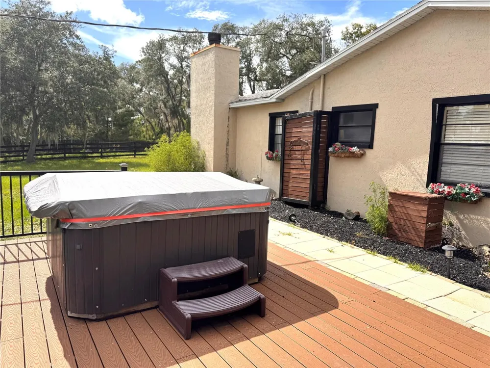 7590 CAESAR POINT Dunnellon, FL 34433
