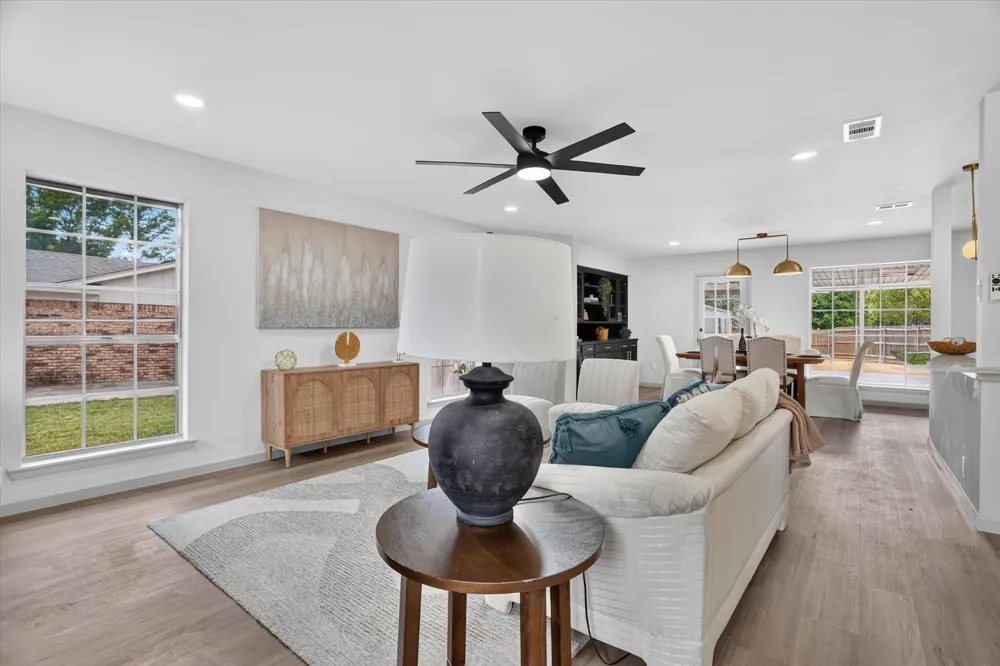 5817 Stone Drive North Richland Hills, TX 76180