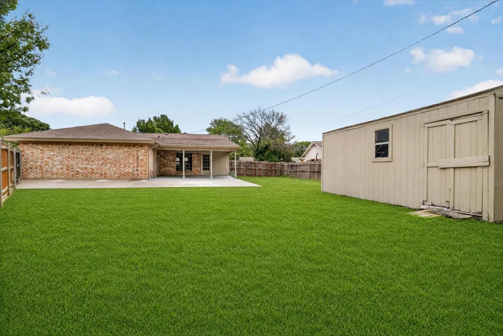 5817 Stone Drive North Richland Hills, TX 76180