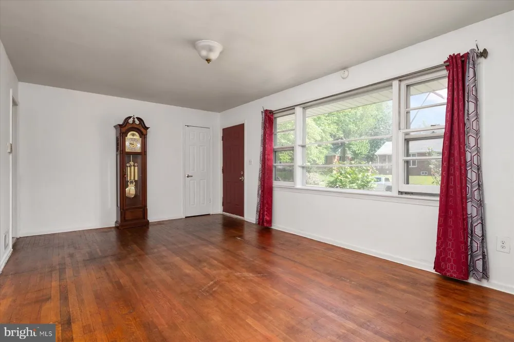 6412 JODIE STREET Hyattsville, MD 20784