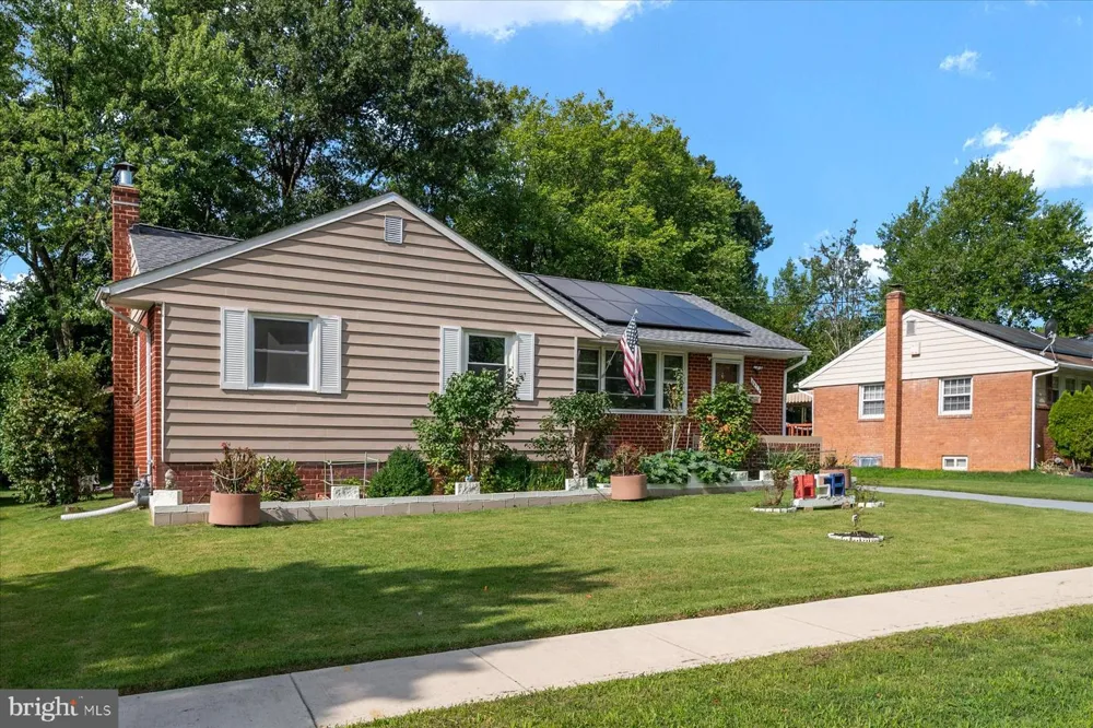 6412 JODIE STREET Hyattsville, MD 20784