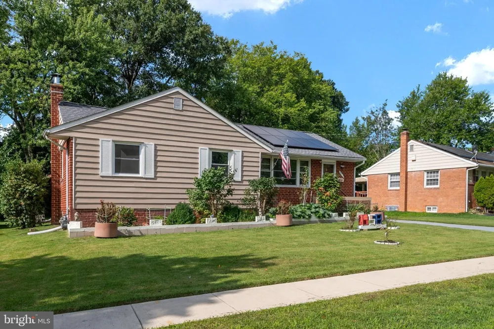 6412 JODIE STREET Hyattsville, MD 20784