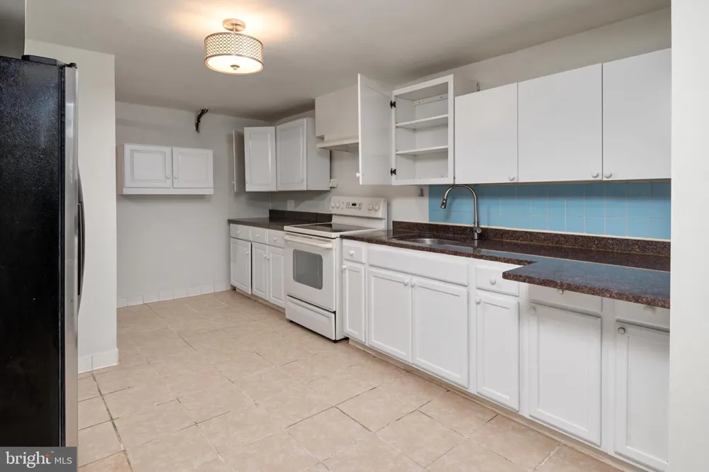 6412 JODIE STREET Hyattsville, MD 20784