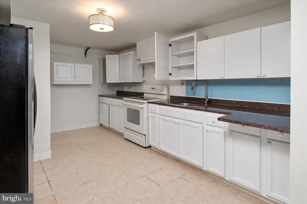 6412 JODIE STREET Hyattsville, MD 20784