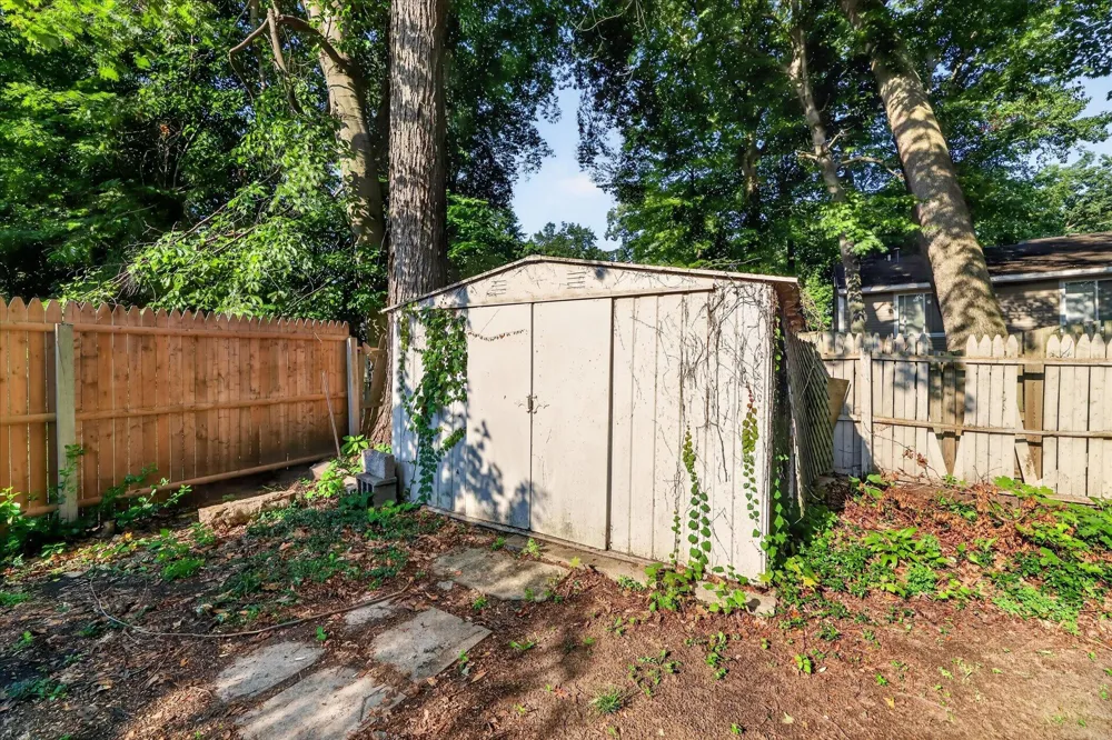 4445 Marshall Avenue SE Kentwood, MI 49508
