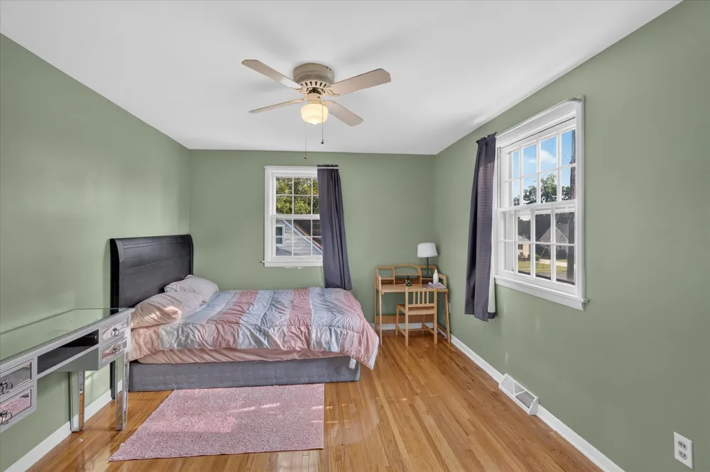 4445 Marshall Avenue SE Kentwood, MI 49508