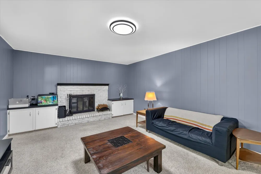 4445 Marshall Avenue SE Kentwood, MI 49508