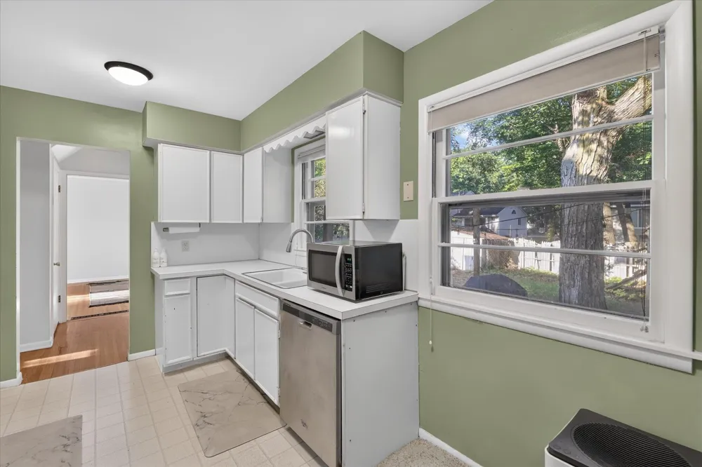 4445 Marshall Avenue SE Kentwood, MI 49508