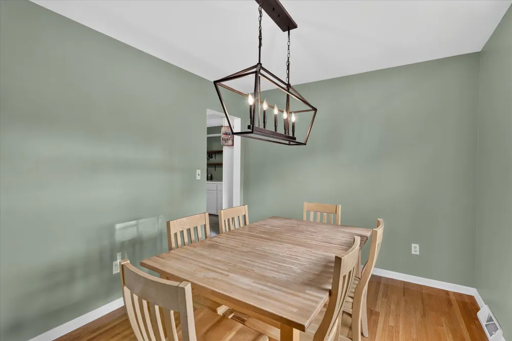 4445 Marshall Avenue SE Kentwood, MI 49508