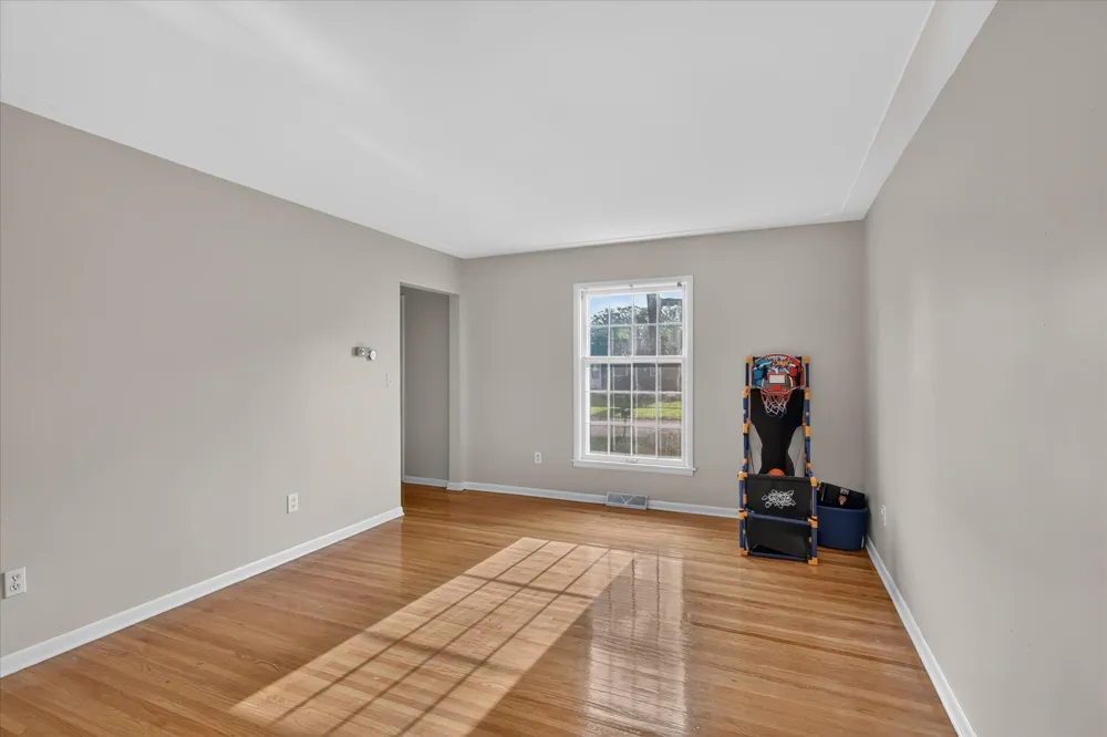 4445 Marshall Avenue SE Kentwood, MI 49508