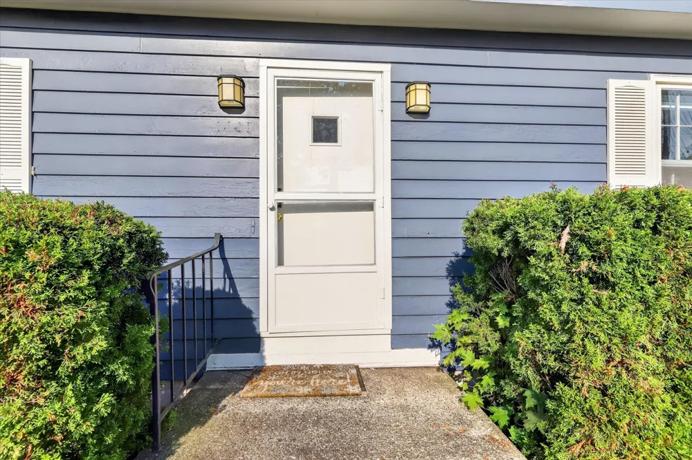 4445 Marshall Avenue SE Kentwood, MI 49508