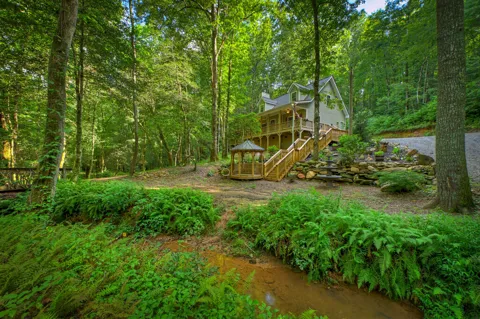 685 Chopped Oak Road